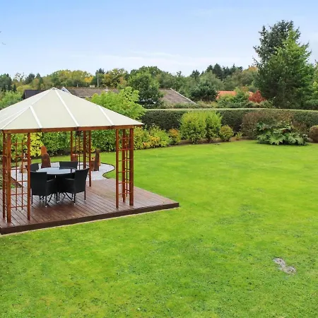 Jyde - 1-5km From The Sea In Ne Jutland By Interhome *