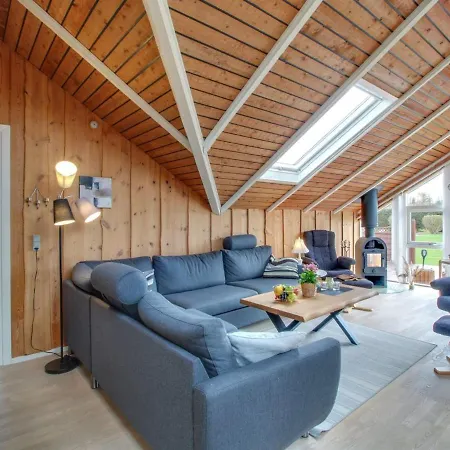 Jyde - 1-5km From The Sea In Ne Jutland By Interhome Holiday home Hals