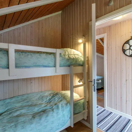 Jyde - 1-5km From The Sea By Interhome Hals