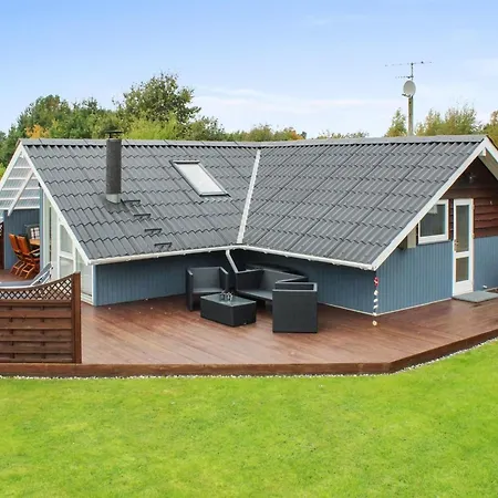 Jyde - 1-5km From The Sea By Interhome * Hals